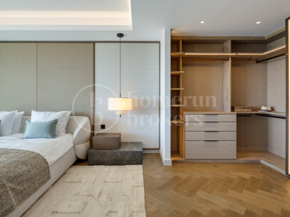 Villa Colina - Brand New Contemporary Villa with Sea Views