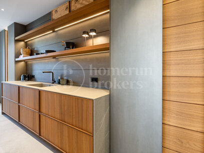 Villa Colina - Brand New Contemporary Villa with Sea Views