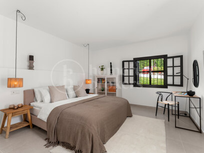 Casa Blanche – Fully Renovated Apartment in Prime Location