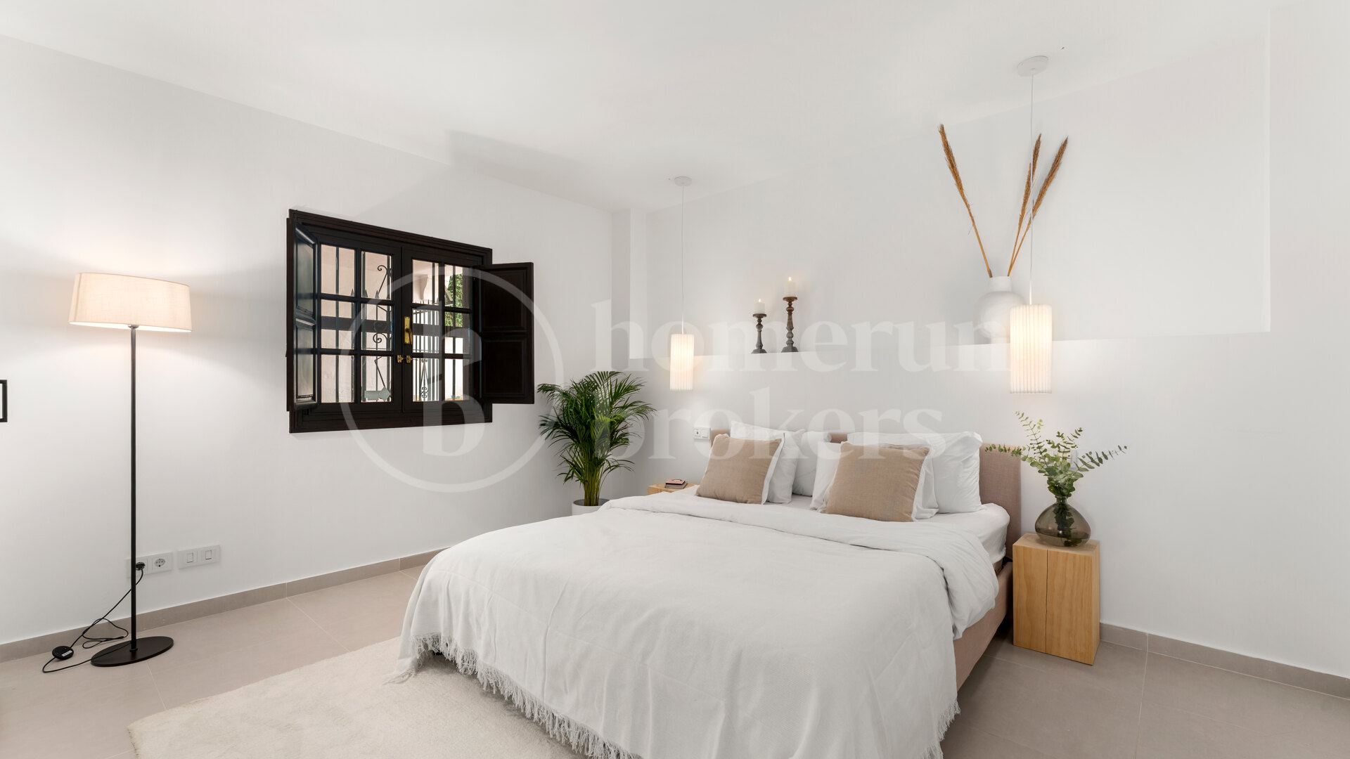 Casa Blanche – Fully Renovated Apartment in Prime Location
