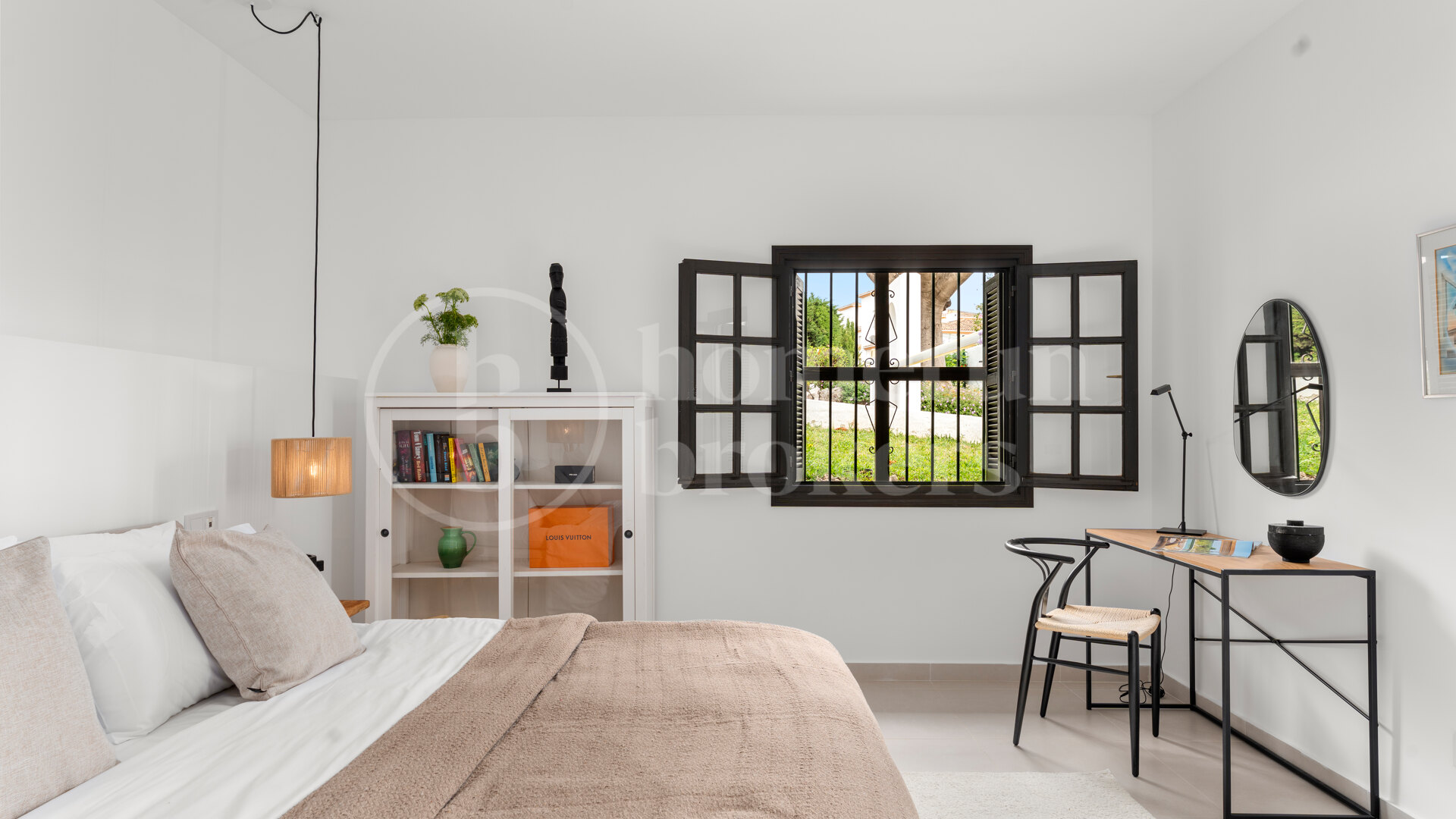 Casa Blanche – Fully Renovated Apartment in Prime Location