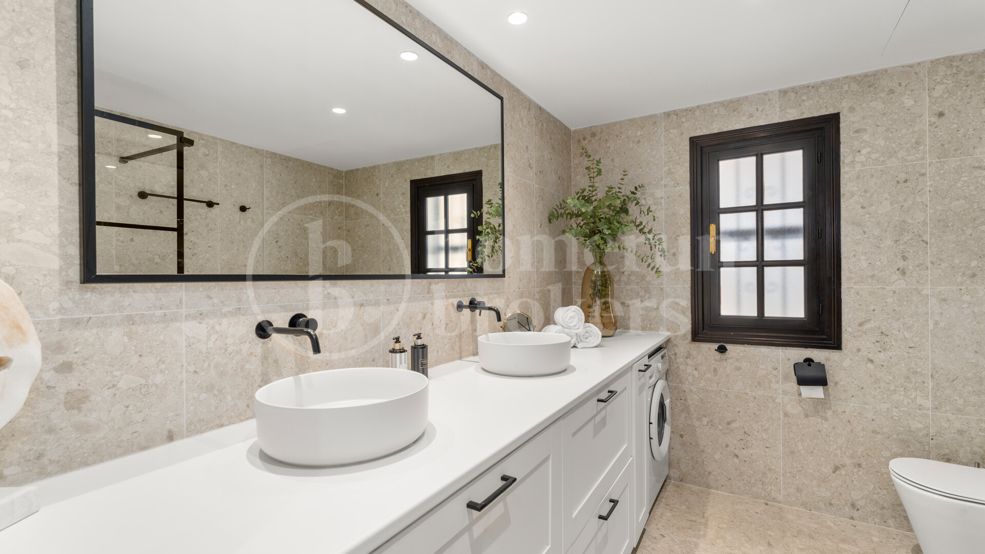 Casa Blanche – Fully Renovated Apartment in Prime Location