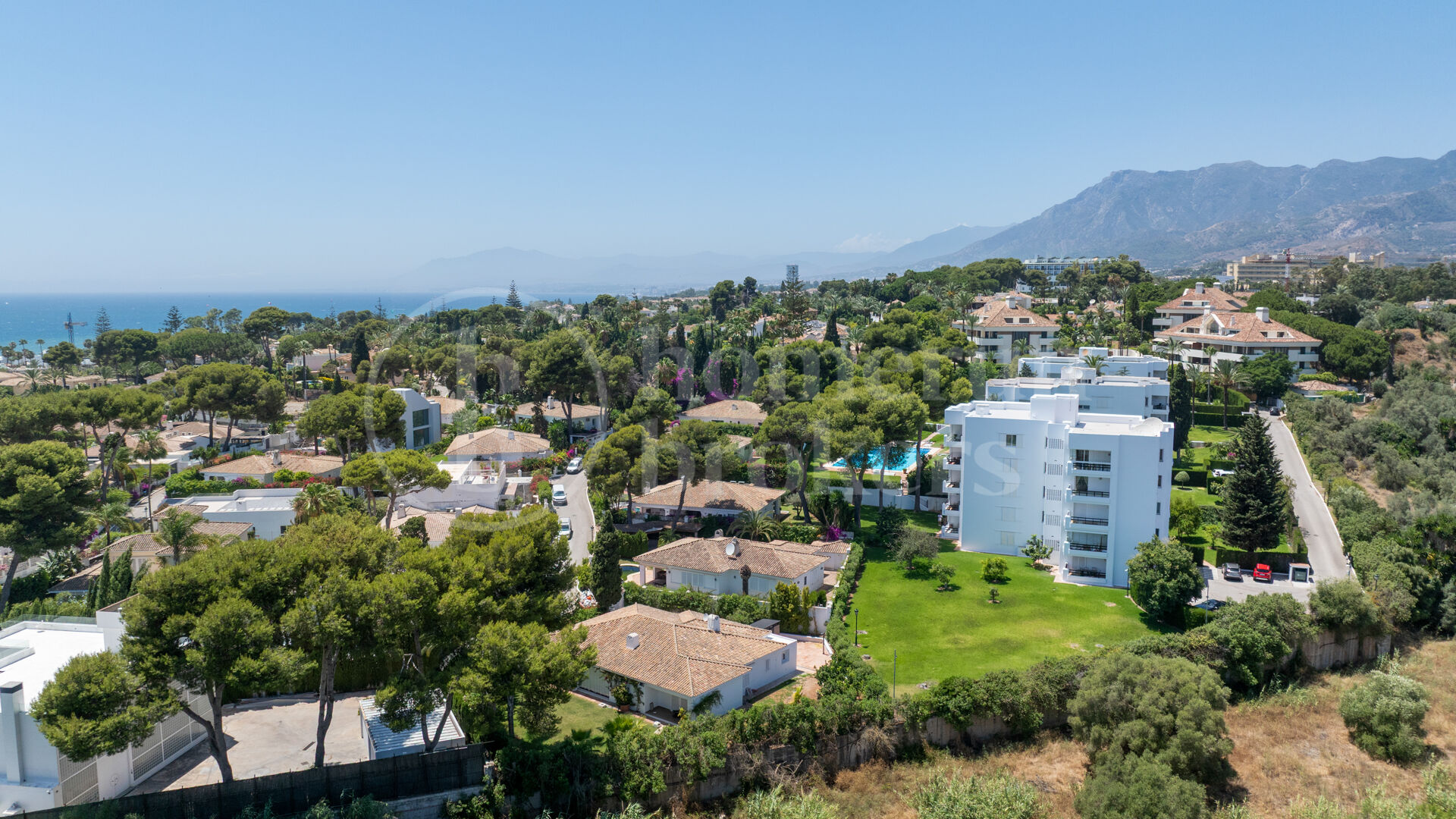 Penthouse La Solana – Fully Renovated Penthouse in Los Monteros