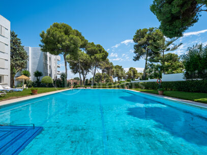 Penthouse La Solana – Fully Renovated Penthouse in Los Monteros