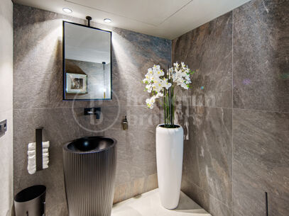 Villa La Mairena - Six Bedroom Contemporary Villa in Marbella East
