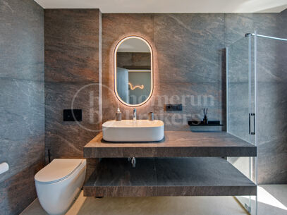 Villa La Mairena - Six Bedroom Contemporary Villa in Marbella East