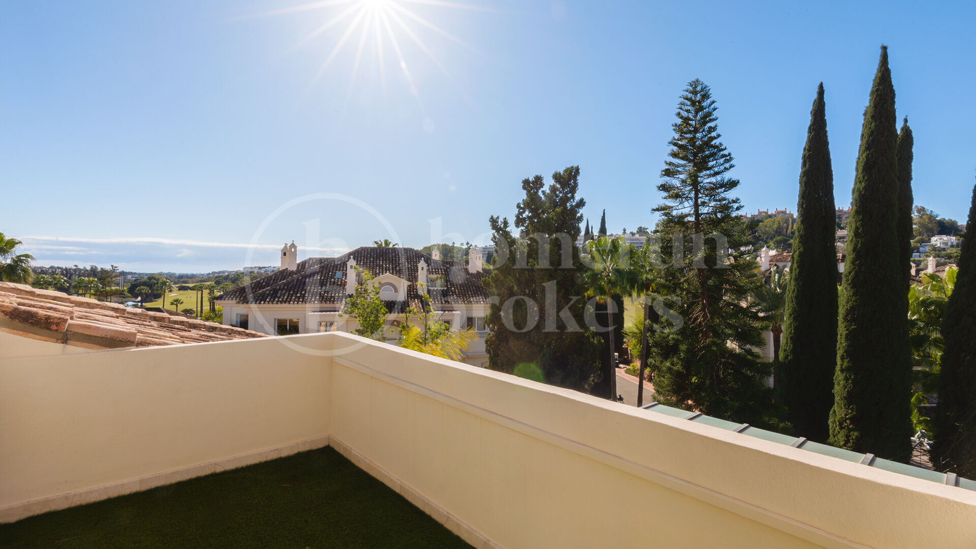 Penthouse Alamandas - Duplex takvåning med tre sovrum i Nueva Andalucía