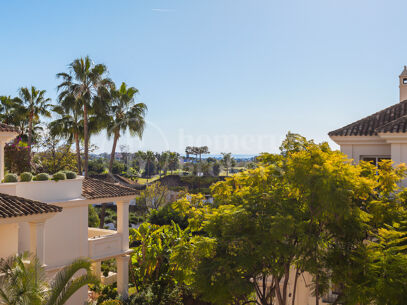 Penthouse Alamandas - Duplex takvåning med tre sovrum i Nueva Andalucía