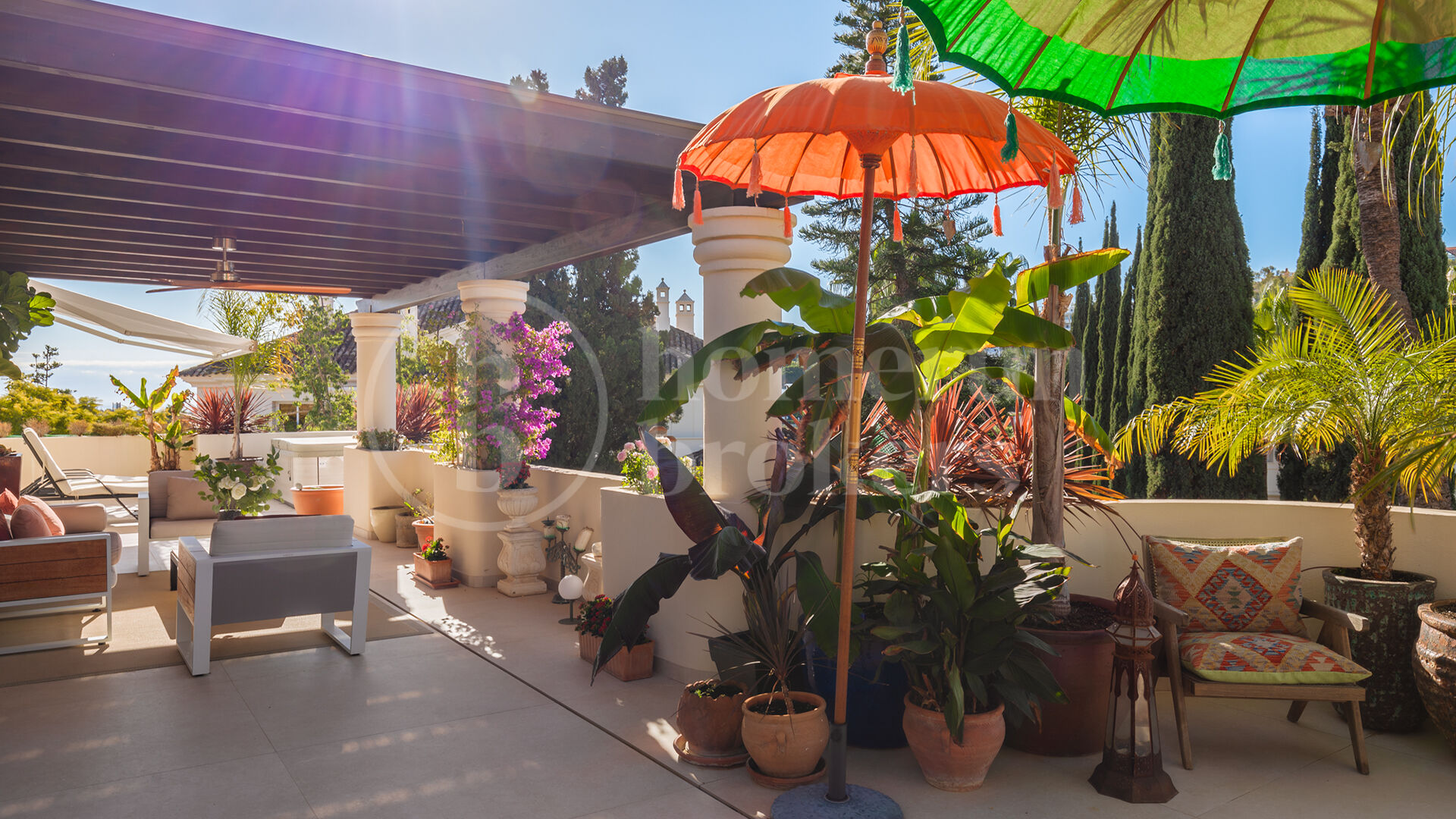 Penthouse Alamandas - Duplex takvåning med tre sovrum i Nueva Andalucía