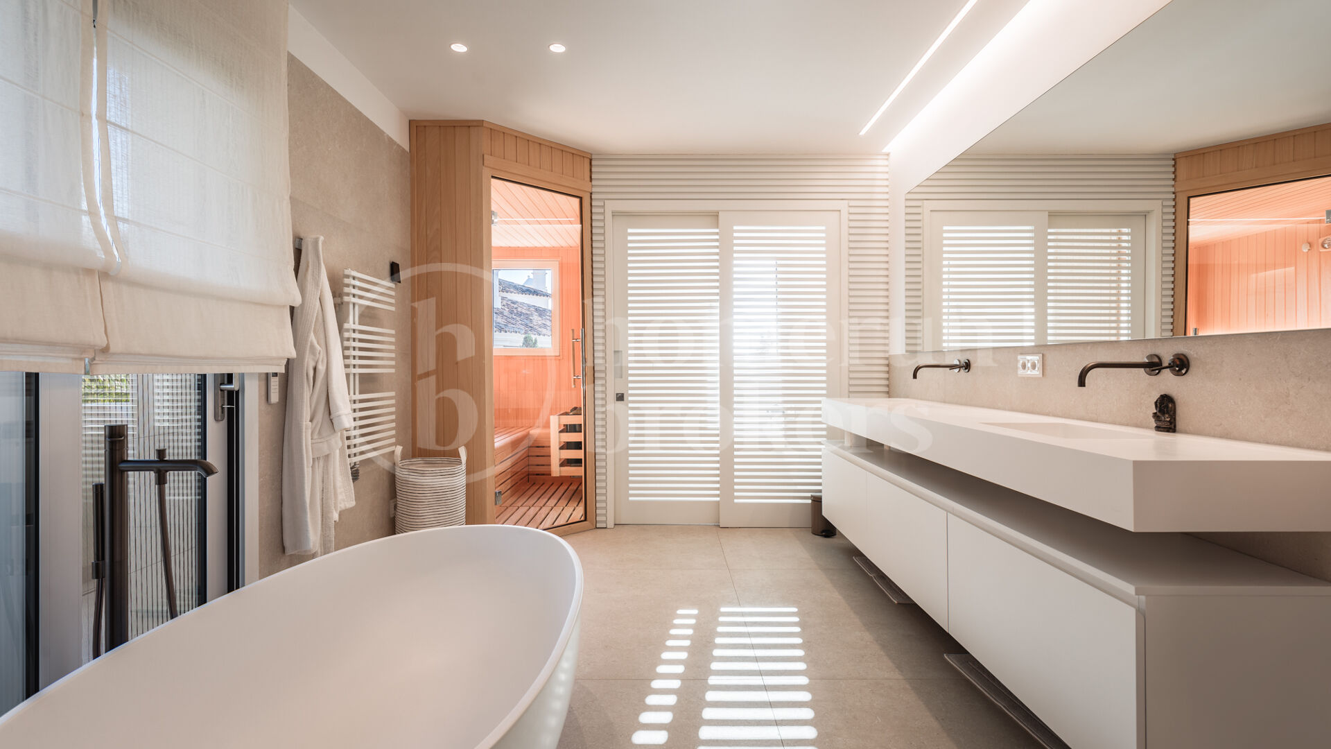 Penthouse Alamandas - Duplex takvåning med tre sovrum i Nueva Andalucía