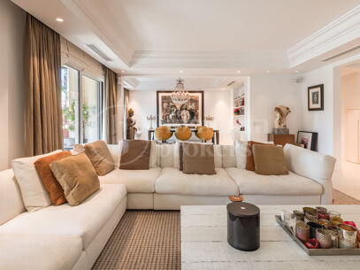 Penthouse Alamandas - Duplex takvåning med tre sovrum i Nueva Andalucía