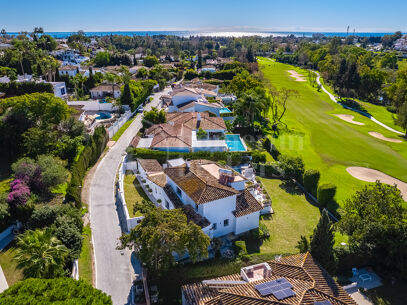 Casa Birdie - Frontline Golf Villa for Sale in Guadalmina Alta