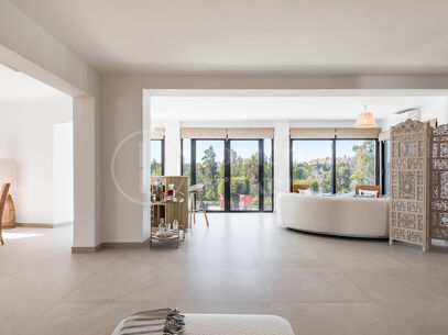 Casa Birdie - Frontline Golf Villa for Sale in Guadalmina Alta