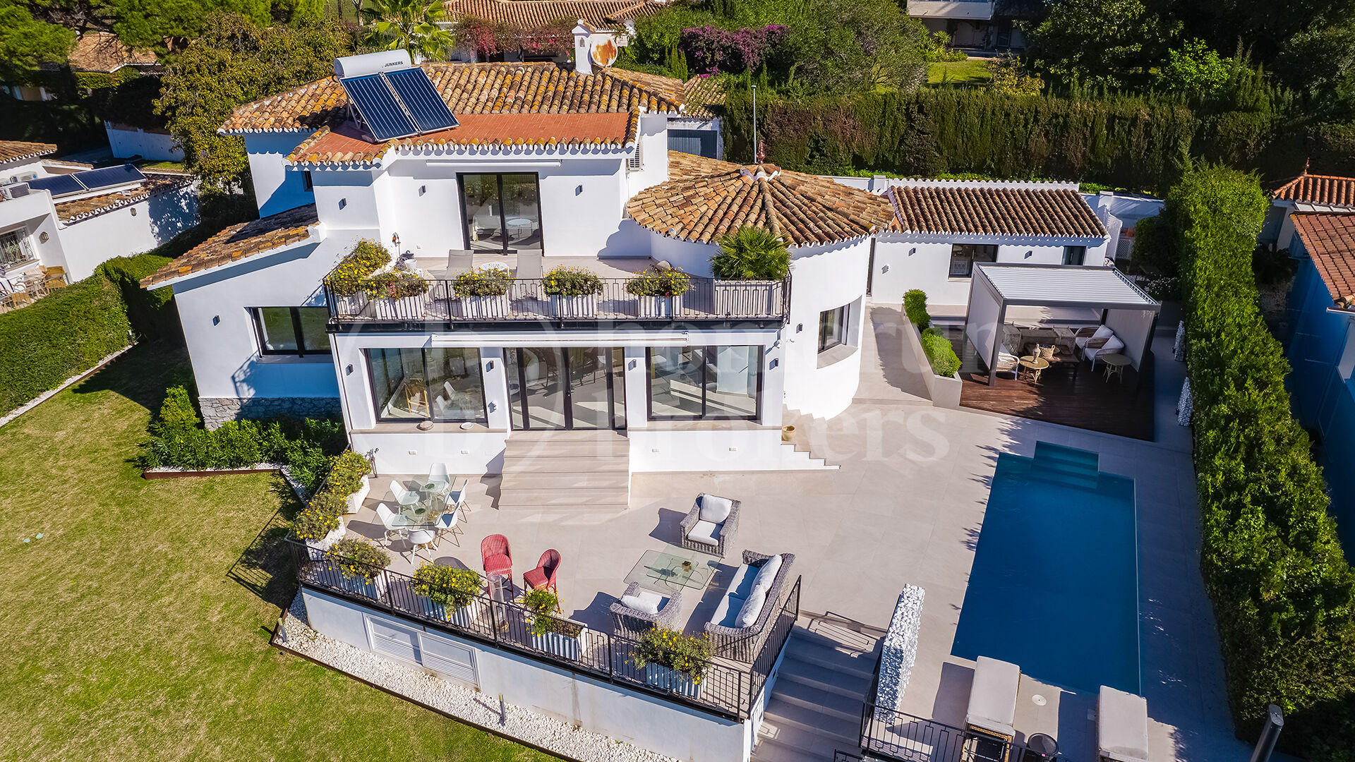 Casa Birdie - Frontline Golf Villa for Sale in Guadalmina Alta