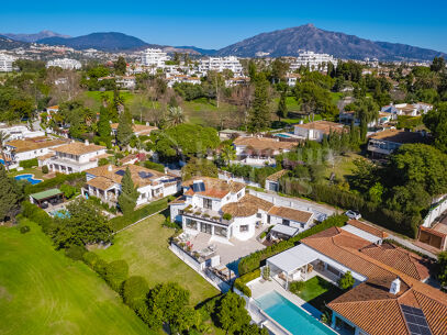 Casa Birdie - Frontline Golf Villa for Sale in Guadalmina Alta