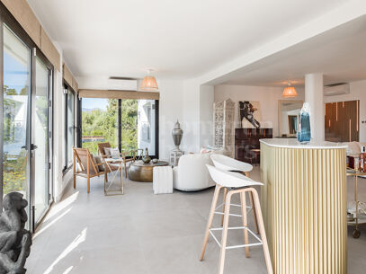 Casa Birdie - Frontline Golf Villa for Sale in Guadalmina Alta