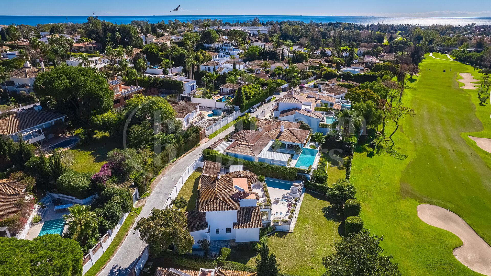 Casa Birdie - Frontline Golf Villa for Sale in Guadalmina Alta