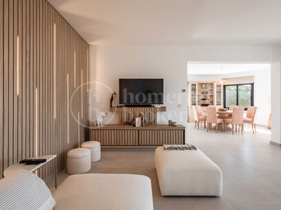 Casa Birdie - Frontline Golf Villa for Sale in Guadalmina Alta