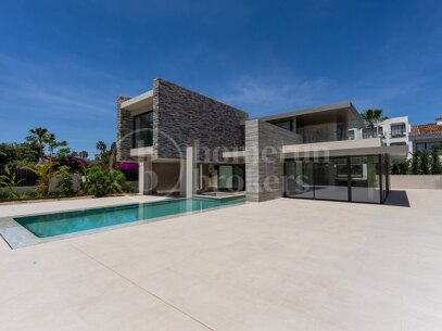 Pavilion 3 - New Modern Villa in Cortijo Blanco, San Pedro Beachside