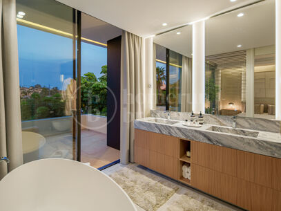 Villa Serenia – Contemporary Villa in El Campanario