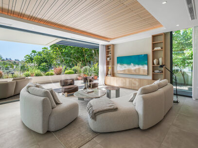 Villa Serenia – Contemporary Villa in El Campanario