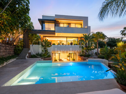 Villa Serenia – Contemporary Villa in El Campanario