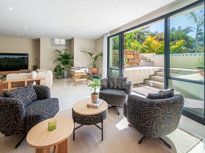 Villa Serenia – Contemporary Villa in El Campanario