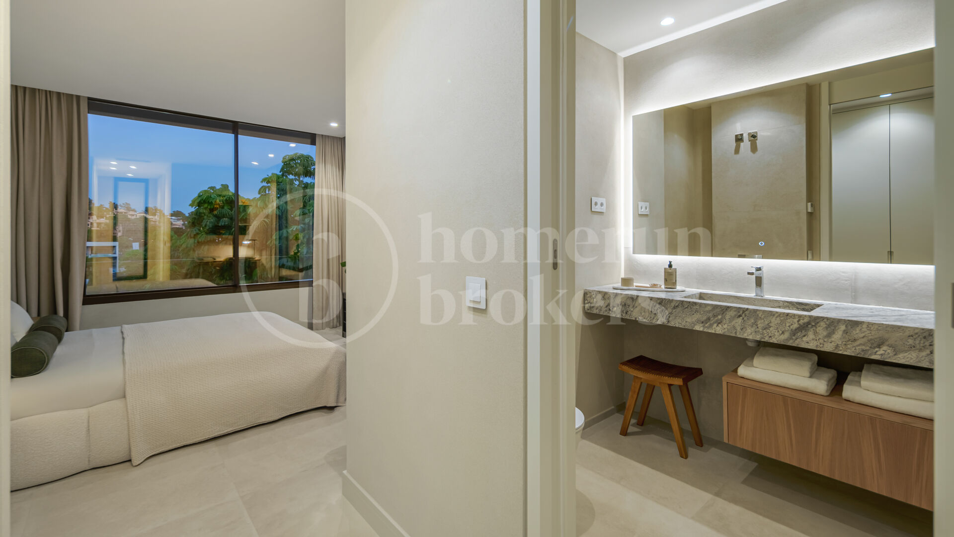 Villa Serenia – Contemporary Villa in El Campanario