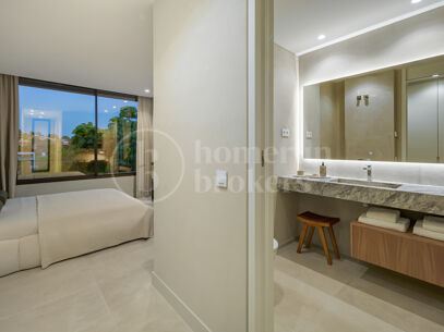 Villa Serenia – Contemporary Villa in El Campanario