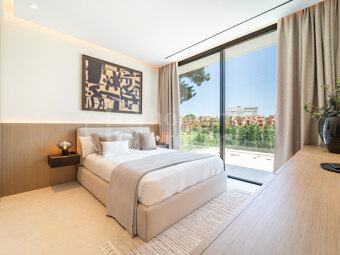 Villa Monteros - Modern Beachside Villa in Marbella East
