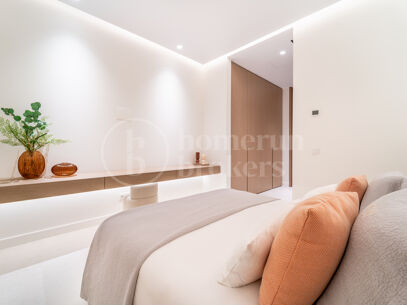 Villa Monteros - Modern strandnära villa i Marbella East