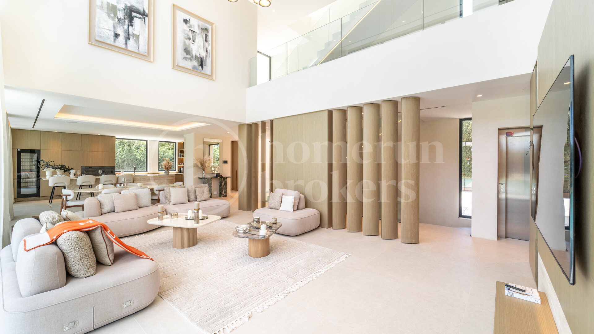 Villa Monteros - Modern Beachside Villa in Marbella East