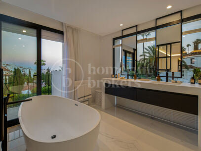 Villa Hill Club – Contemporary Villa In Los Naranjos Nueva Andalucia