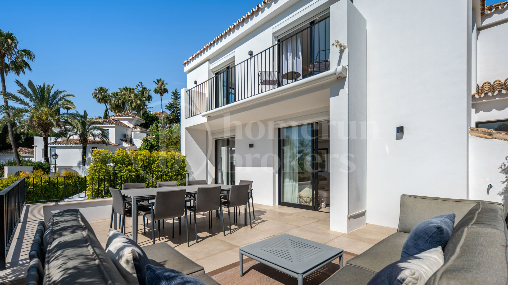 Villa Hill Club – Contemporary Villa In Los Naranjos Nueva Andalucia