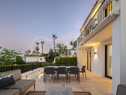 Villa Hill Club – Contemporary Villa In Los Naranjos Nueva Andalucia
