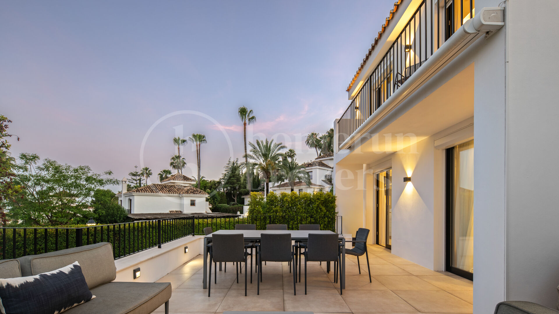 Villa Hill Club – Contemporary Villa In Los Naranjos Nueva Andalucia