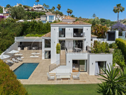 Villa Hill Club – Contemporary Villa In Los Naranjos Nueva Andalucia