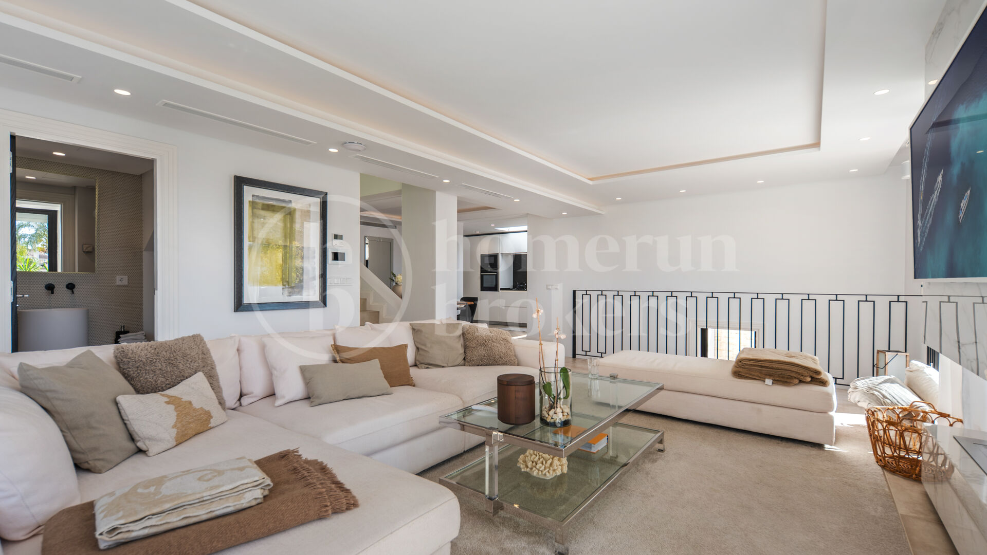 Villa Hill Club – Contemporary Villa In Los Naranjos Nueva Andalucia