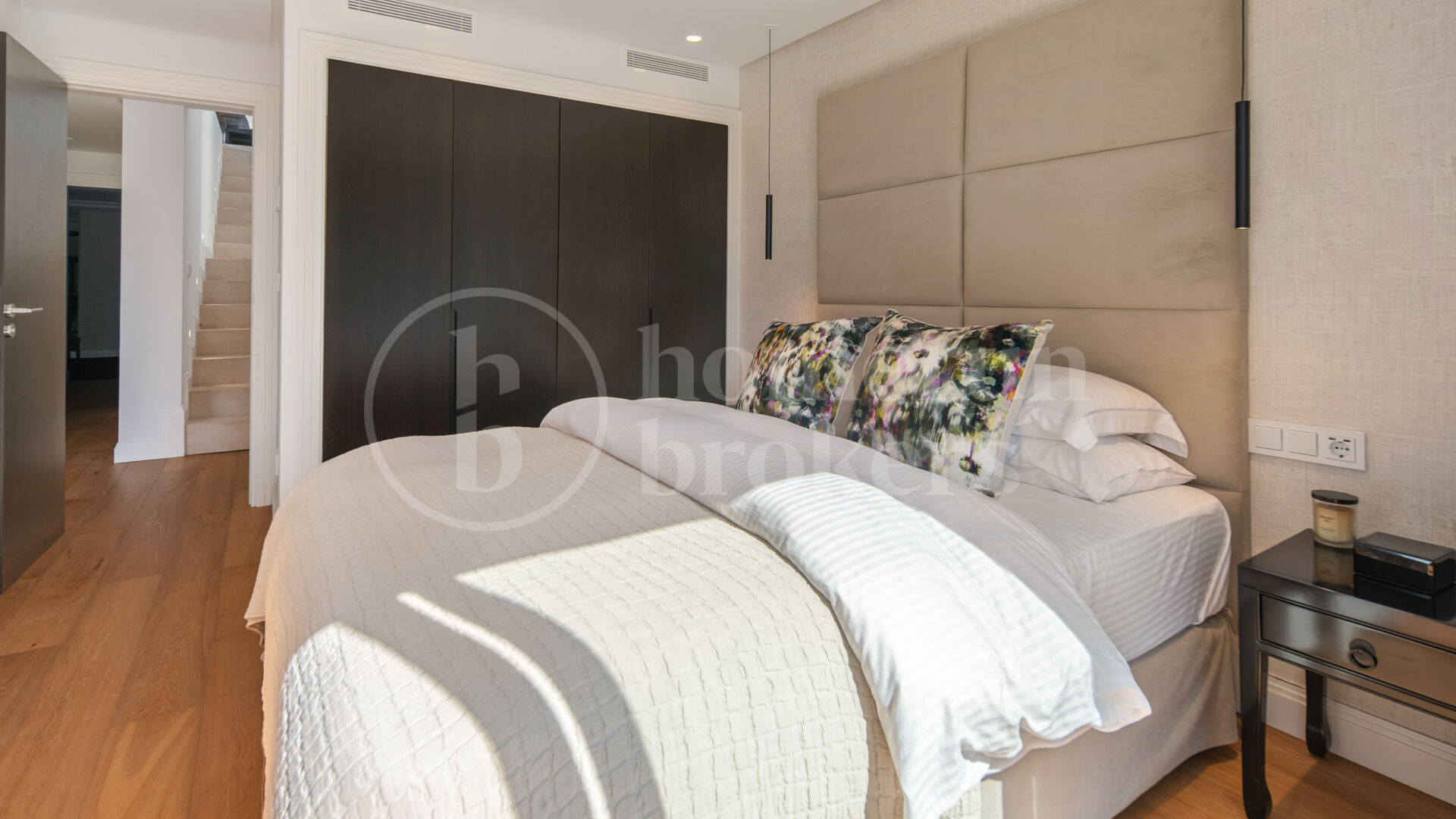 Villa Hill Club – Contemporary Villa In Los Naranjos Nueva Andalucia