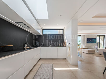 Villa Hill Club – Contemporary Villa In Los Naranjos Nueva Andalucia