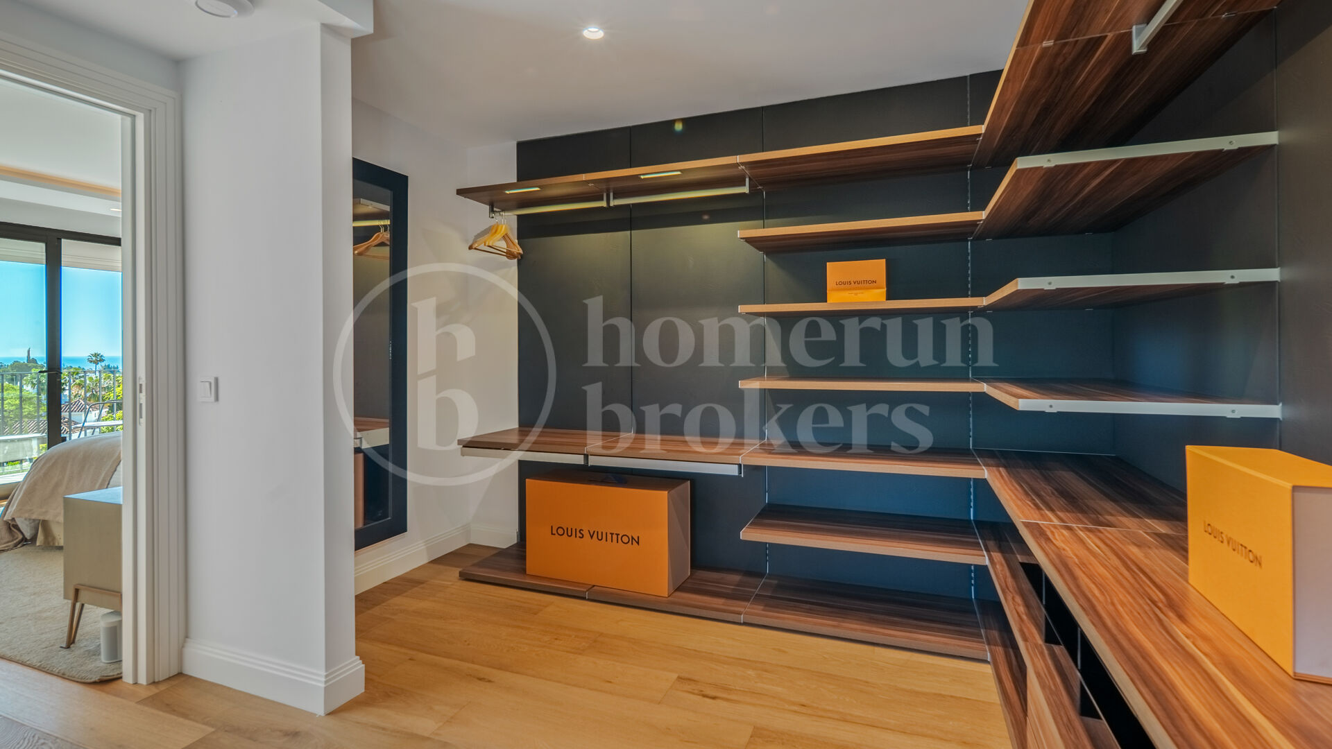 Villa Hill Club – Contemporary Villa In Los Naranjos Nueva Andalucia