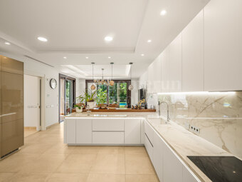 Maison Belle Mer – Luxury Beachside Villa in Casasola