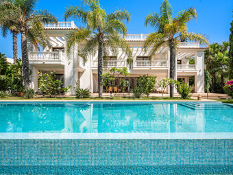Maison Belle Mer – Luxury Beachside Villa in Casasola