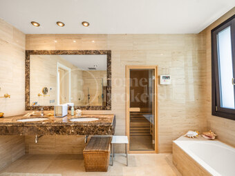 Maison Belle Mer – Luxury Beachside Villa in Casasola