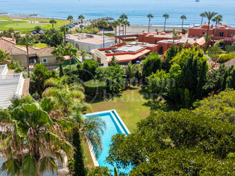 Maison Belle Mer – Luxury Beachside Villa in Casasola