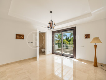 Maison Belle Mer – Luxury Beachside Villa in Casasola