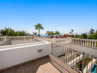 Maison Belle Mer – Luxury Beachside Villa in Casasola