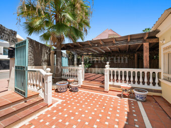 The Beach House – Beachside Villa in Cortijo Blanco