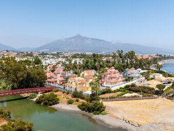 The Beach House – Beachside Villa in Cortijo Blanco