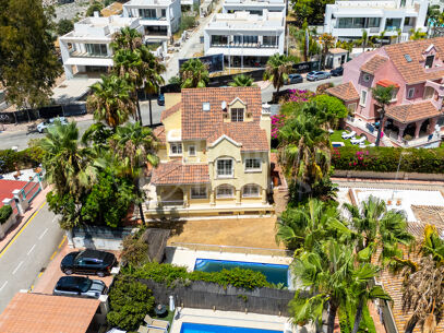 The Beach House – Beachside Villa in Cortijo Blanco